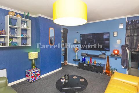 2 bedroom flat for sale, Mainway, Lancaster LA1