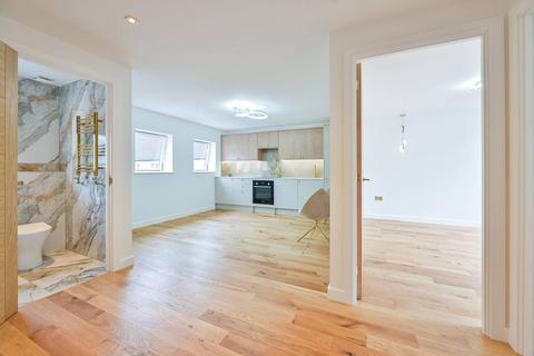 2 bedroom maisonette to rent, Teak Close, Rotherhithe, London, SE16