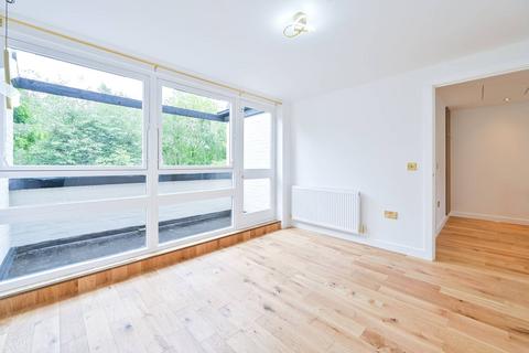 2 bedroom maisonette to rent, Teak Close, Rotherhithe, London, SE16