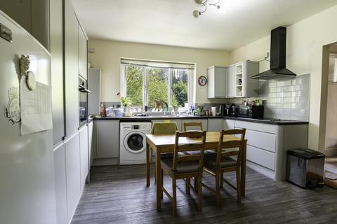 Flat 1, 16 Berkeley Avenue, Nottingham, NG3 5BU