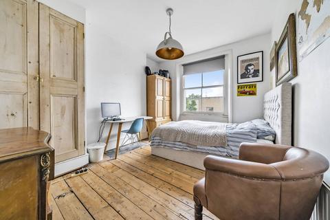 3 bedroom flat for sale, Bolton Road, St John's Wood, London, NW8