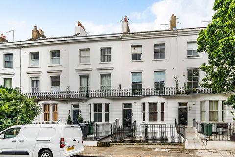 3 bedroom flat for sale, Bolton Road, St John's Wood, London, NW8