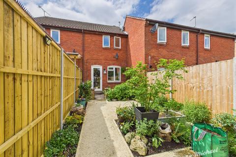 4 Foster Close, Aylesbury, HP20 2BW