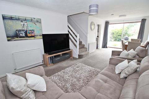 3 bedroom terraced house for sale, Byron Crescent, Flitwick