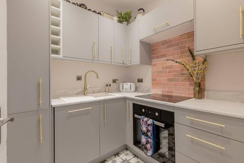 22/8 Caledonian Road, Edinburgh, EH11 2DF