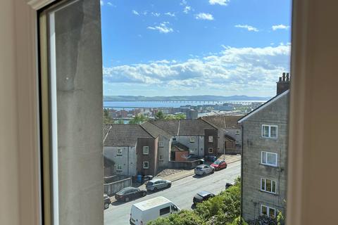 2 bedroom flat to rent, Eden Street, Dundee, DD4