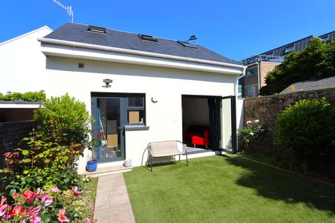2 bedroom house for sale, Parade Road, Jersey JE2