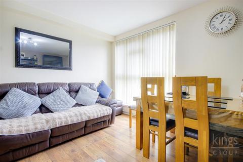 1 bedroom flat for sale, Hoe Street, London