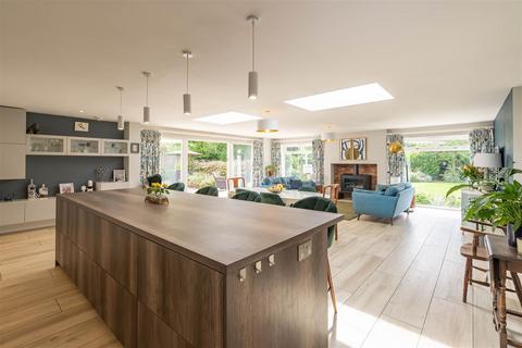 5 bedroom detached house to rent, Thrupp Lane, Radley