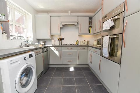 28 Laurel Way, Scunthorpe, DN16 3GT