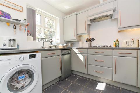 28 Laurel Way, Scunthorpe, DN16 3GT
