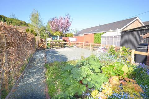 3 bedroom terraced house for sale, Westgate Street, Llanidloes