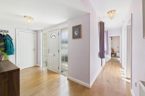 4 bedroom detached bungalow for sale, New Zealand, Calne SN11
