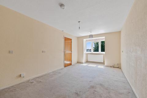 2 bedroom flat for sale, Stephenson Court, Wordsworth Avenue, Cardiff. CF24