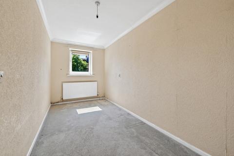 2 bedroom flat for sale, Stephenson Court, Wordsworth Avenue, Cardiff. CF24