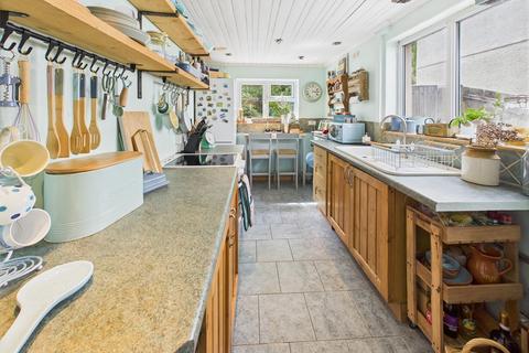 2 bedroom semi-detached house for sale, Homelands Road, Cardiff. CF14