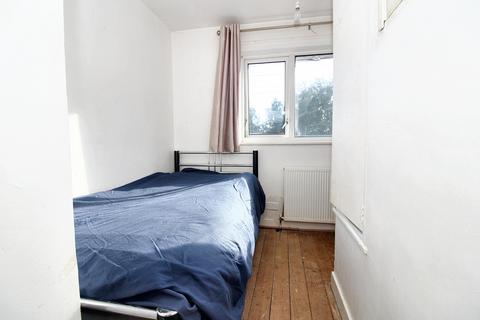 10 Fallowfield, Stevenage, SG2 9PJ