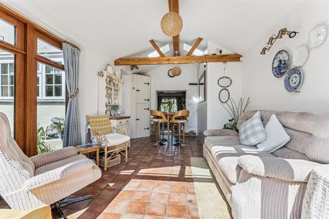 4 bedroom cottage for sale, Market Square, Hanslope, Milton Keynes