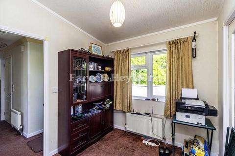 2 bedroom property for sale, Broadfields Park, Morecambe LA3