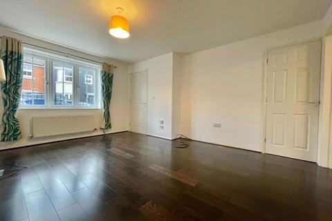 2 bedroom end of terrace house for sale, Crocus Drive, Sittingbourne ME10
