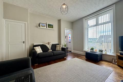3 bedroom end of terrace house for sale, Handel Street, Golcar, Huddersfield, HD7 4AE