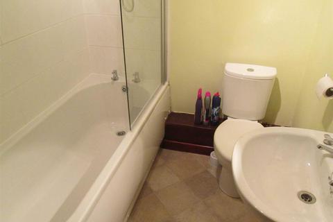 2 bedroom flat to rent, Edward Lynton Court, Cockermouth CA13