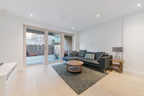 3 bedroom flat to rent, Trafalgar Place, Elephant & Castle, London, SE17