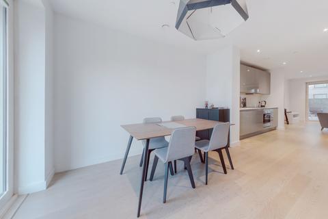 3 bedroom flat to rent, Trafalgar Place, Elephant & Castle, London, SE17