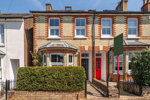 9 Cornfield Road, Reigate, RH2 7HF