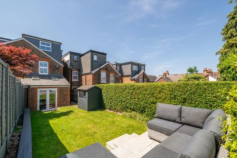 9 Cornfield Road, Reigate, RH2 7HF