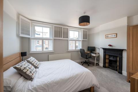 9 Cornfield Road, Reigate, RH2 7HF