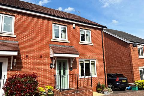 4 bedroom semi-detached house for sale, Meek Road, Newent,
