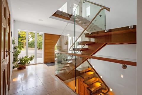 5 bedroom detached house for sale, Thursley Road, Churt, GU10