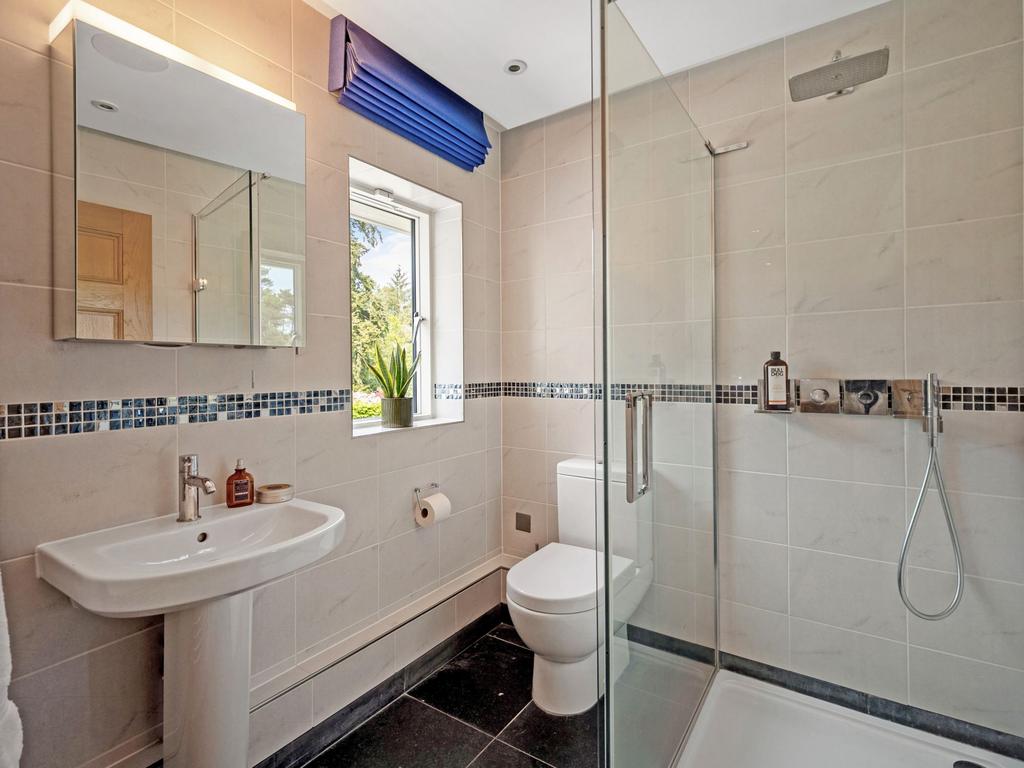 Ensuite