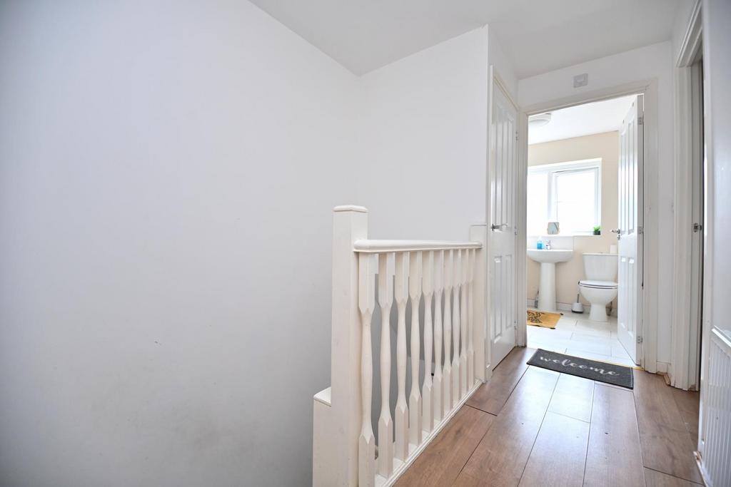 Rowan Tree Road, Oldham, OL8 3 LG - MODERN FAMILY H