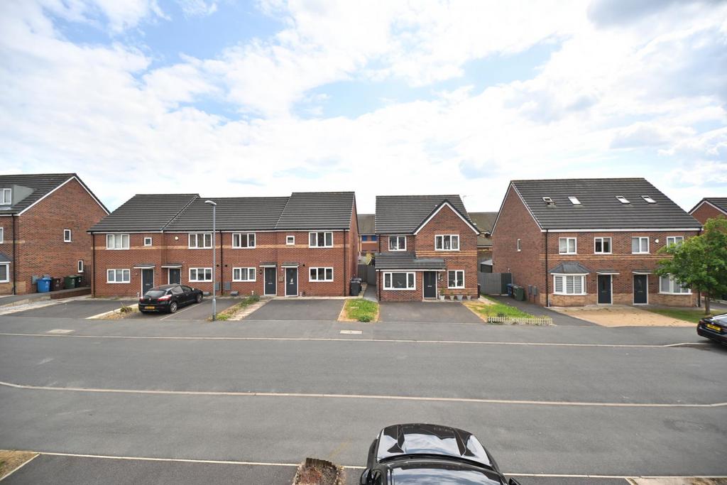 Rowan Tree Road, Oldham, OL8 3 LG - MODERN FAMILY H