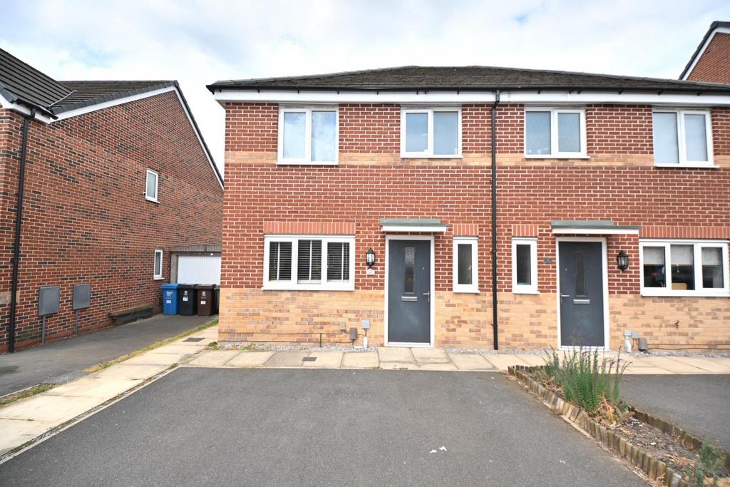 Rowan Tree Road, Oldham, OL8 3 LG - MODERN FAMILY H