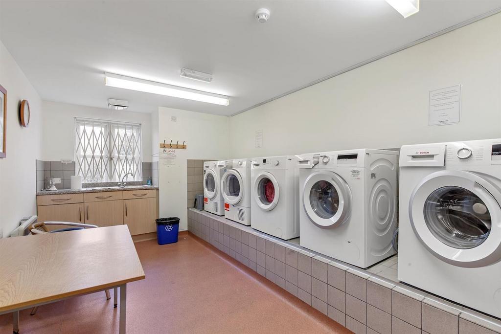 16-15e9 PDMCS1 Sanders Court (48)-medium.jpg