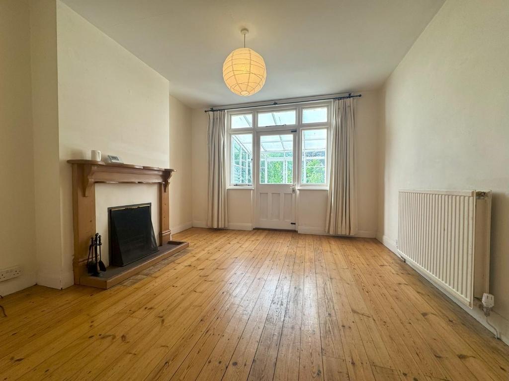 Dining room.jpeg