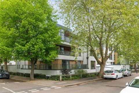 Somerset Road, Teddington TW11