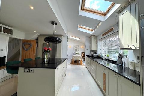 27 Balmoral Road, Salisbury, SP1 3PX