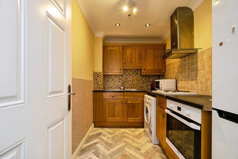 2 bedroom apartment for sale, Bank Street, Teignmouth TQ14