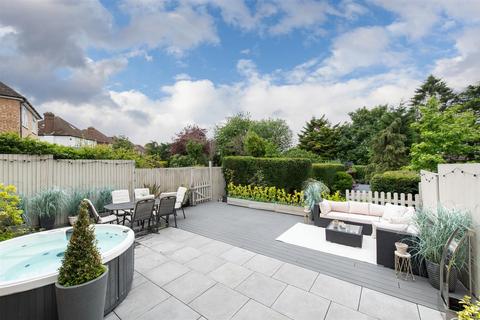 4 bedroom detached house for sale, Cranborne Avenue, Maidstone
