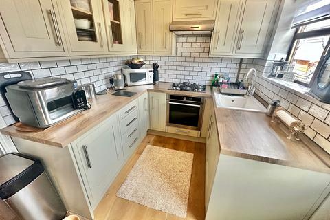 3 bedroom semi-detached house for sale, Limes Road, Dudley DY1