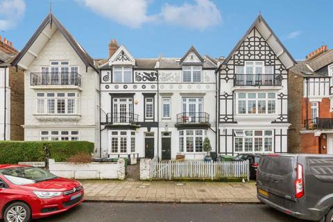 Sternhold Avenue, London SW2