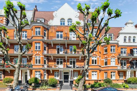 3 bedroom flat for sale, Lauderdale Road, London W9