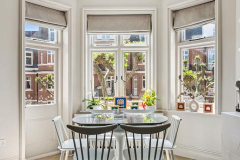 3 bedroom flat for sale, Lauderdale Road, London W9
