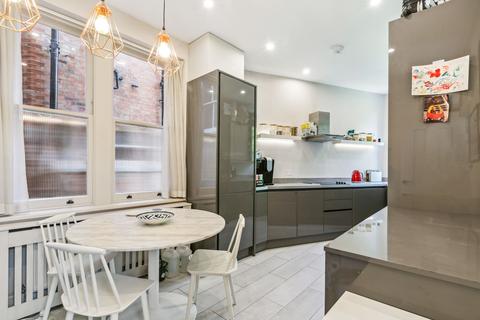 3 bedroom flat for sale, Lauderdale Road, London W9