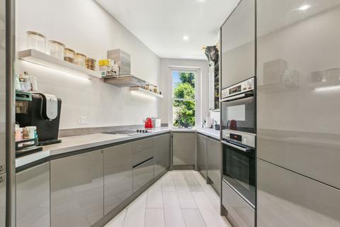 3 bedroom flat for sale, Lauderdale Road, London W9