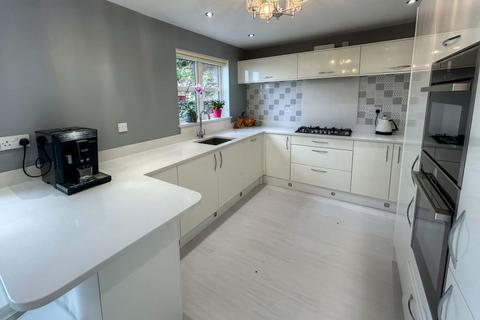 41 Cae Canol, Baglan, Port Talbot, SA12 8LX